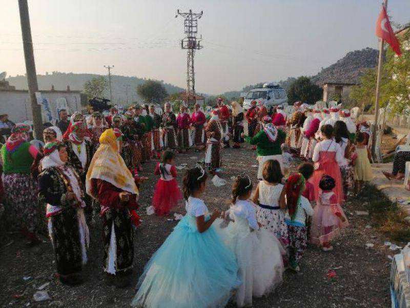 Yörüklerin Asırlık Çeyiz Asma Geleneği