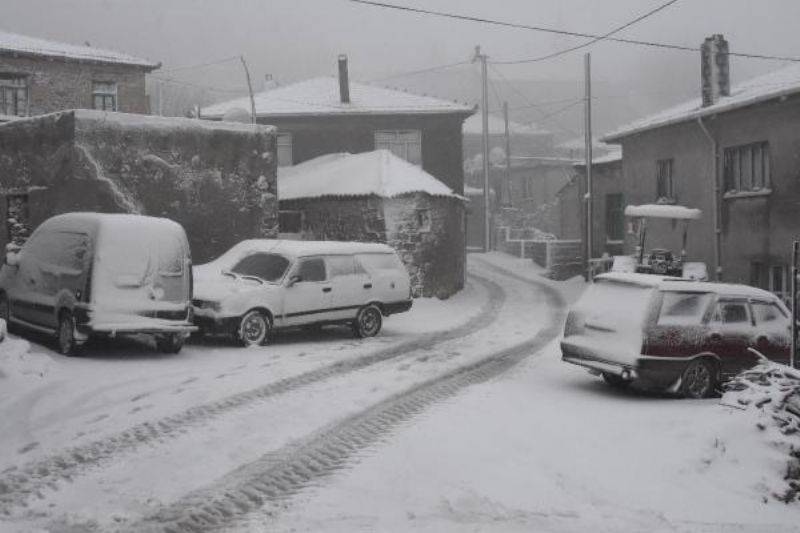 Gelibolu ve Biga'da Okullara Kar Tatili