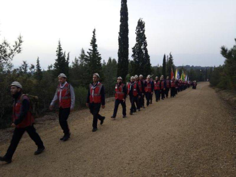 Çanakkale'de 8 Bin Türk, Dedelerinin İzinde Yürüdü