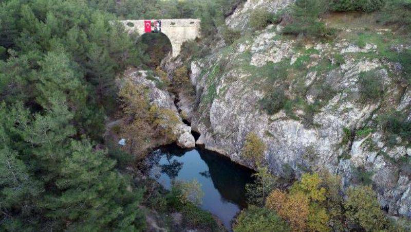 Cumhuriyet Coşkusu Tarihi Su Kemeri Üzerine Taşındı