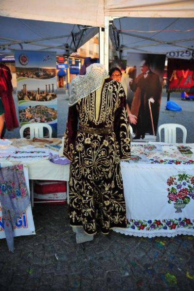 Ayvacık Gölgesinin Yöresel Ürünleri Tanıtıldı