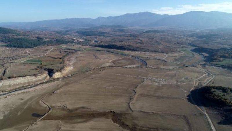 'Bin Pınarlı İda'dan Beslenen Bayramiç Barajı Kuruma Noktasına Geldi