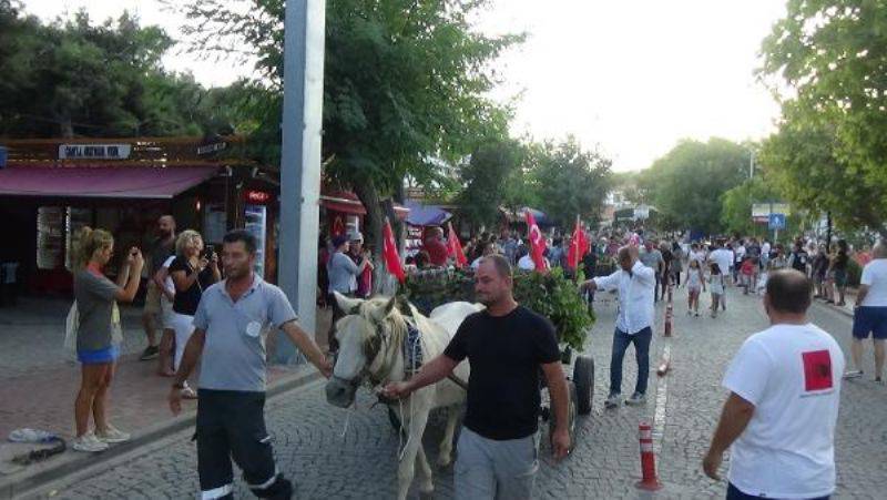 Bozcaada Bağbozumu Festivali Renkli Geçti