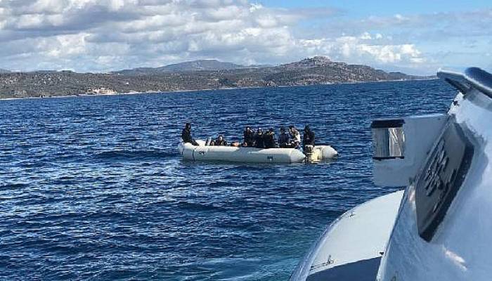 Yunanistan'ın Ölüme Terk Ettiği Göçmenleri Türk Sahil Güvenlik Ekipleri Kurtardı