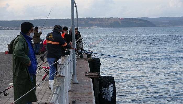 Çanakkale'de Olta Balıkçılarına 3 Metre Kuralı