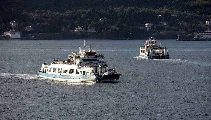 Gökçeada ve Bozcaada'ya Yarınki Bazı Feribot Seferleri İptal Edildi