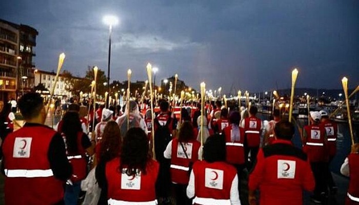 Türk Kızılay’ından Hilal-i Ahmer’e Vefa Yürüyüşü