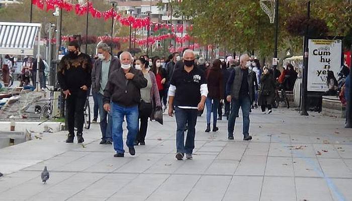 İzmir'deki Deprem Çanakkale'de de Hissedildi