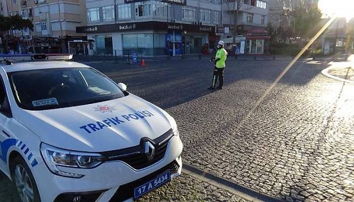 Çanakkale'de Yeni Yılın İlk Gününde Cadde ve Sokaklar Boş